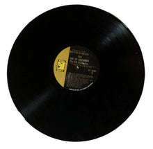 Load image into Gallery viewer, The 5th Dimension The Age Of Aquarius 12" Vinyl LP Soul City 1969 - TulipStuff
