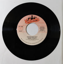 Load image into Gallery viewer, Bobby Pickett Monster Mash / Monster Mash Party 7" Vinyl 1992 - TulipStuff