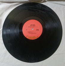 Load image into Gallery viewer, Bob Seger & The Silver Bullet Band Night Moves 12" Vinyl LP 1976 - TulipStuff