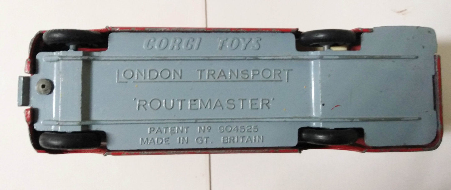 Corgi 468-A 1970 Outspan London Transport Routemaster Bus - TulipStuff