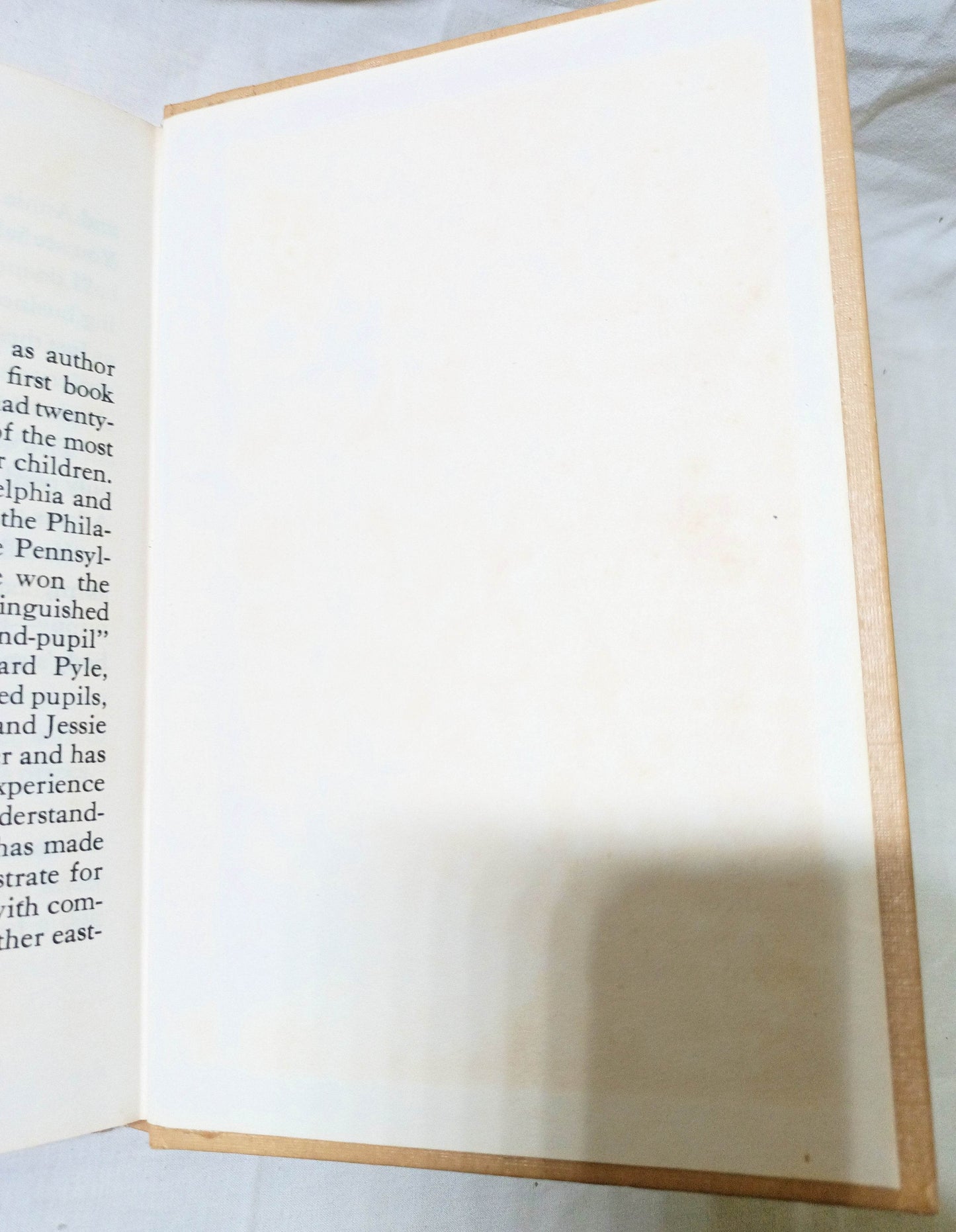 Eddie The Dog Holder Carolyn Haywood Weekly Reader Hardcover 1966 - TulipStuff