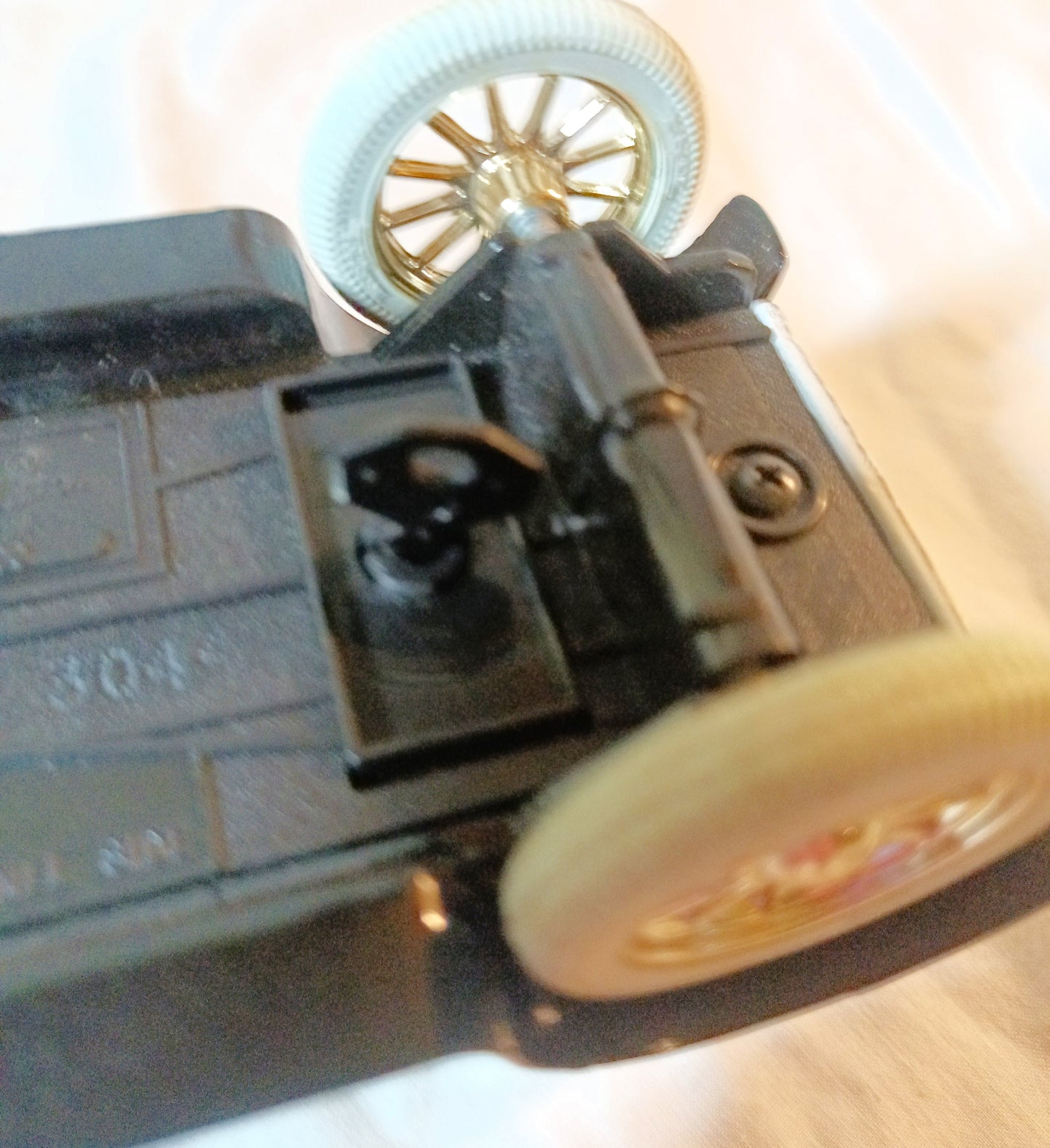 Ertl Los Angeles Police Dept 1912 Ford Model T Truck Bank w/Key 1:25 - TulipStuff