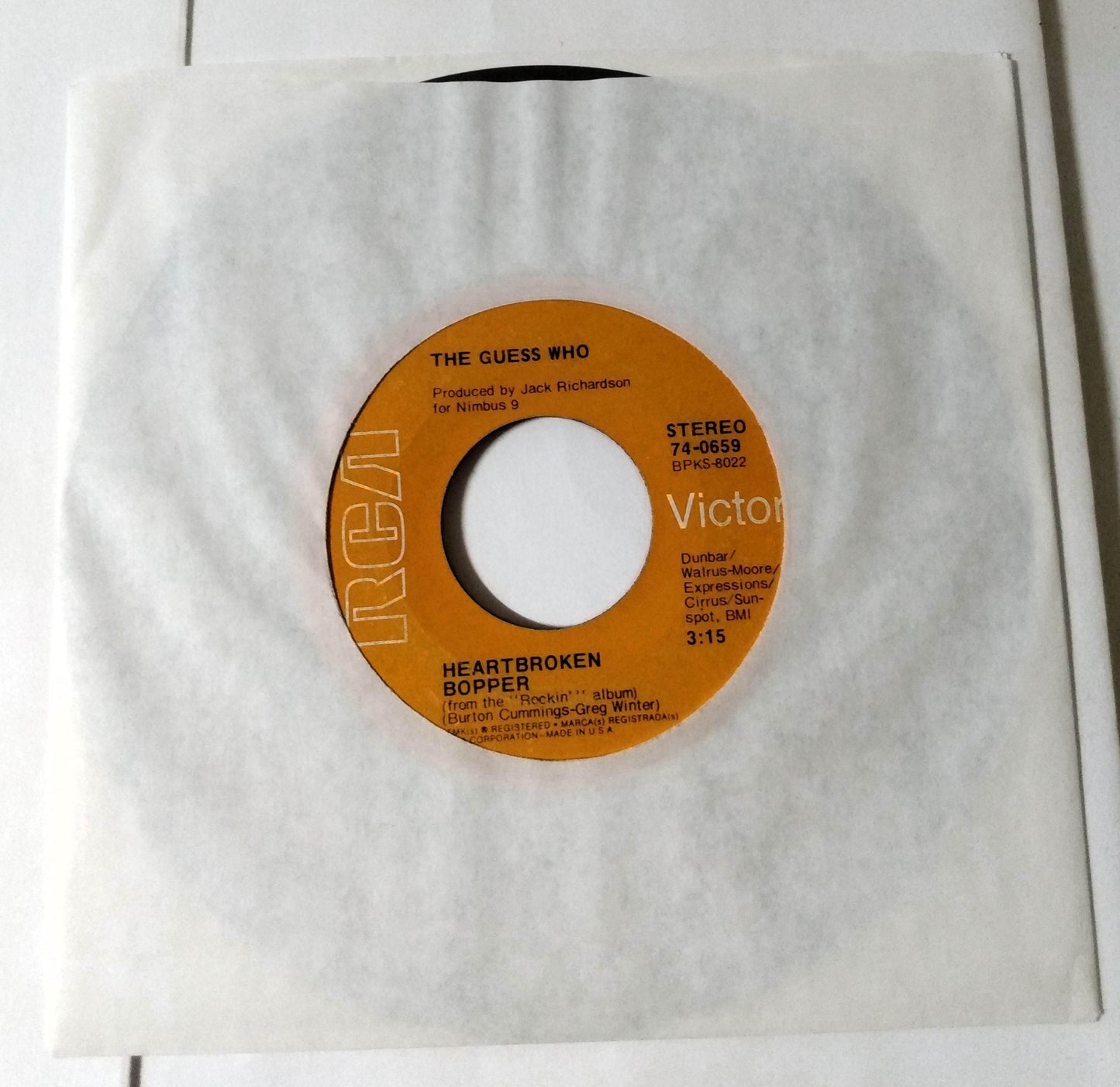 The Guess Who Heartbroken Bopper Arrivederci Girl 7" Vinyl RCA 1972 - TulipStuff