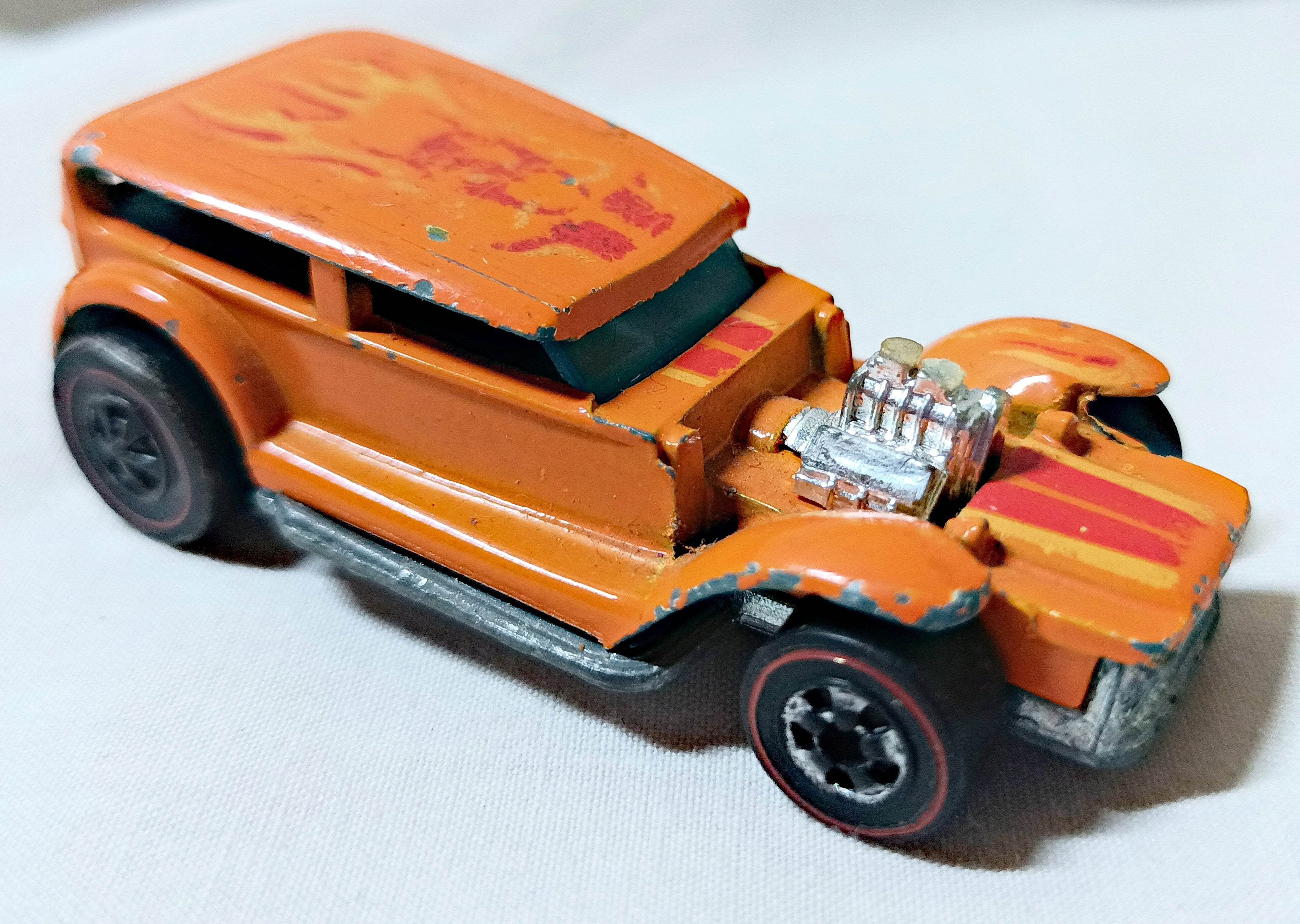 Hot Wheels Redline Flying Colors Prowler Hong Kong 1974 Orange