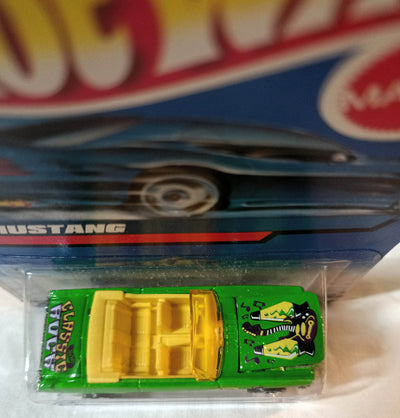 Hot Wheels Collector 2000 #201 '65 Mustang Convertible Ford Muscle Car - TulipStuff