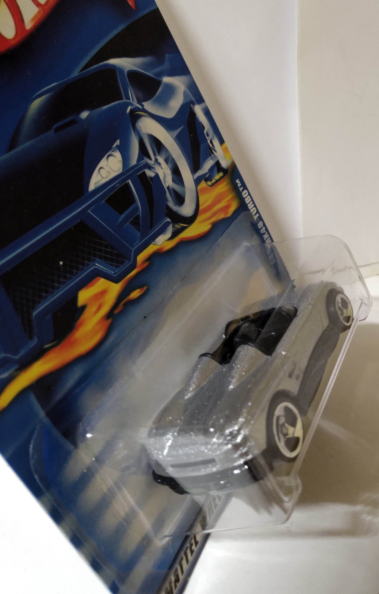 Hot Wheels 2001 Collector #132 MX48 Turbo Convertible Sports Car - Turbo