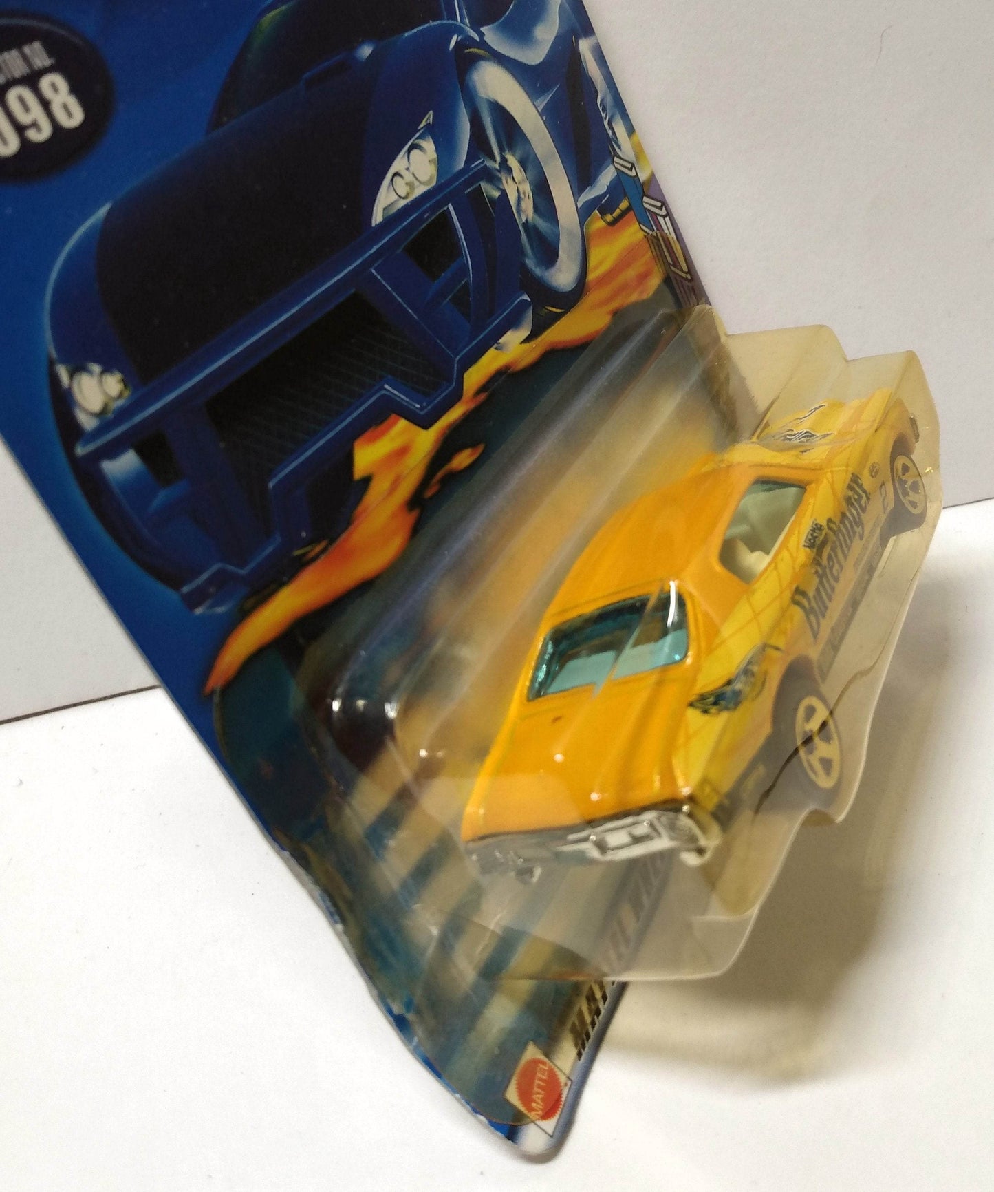 Hot Wheels 2002 #098 Sweet Rides Series '70 Chevelle SS Butterfinger Chevy - TulipStuff