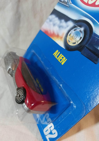 Hot Wheels Collector #62 Alien Diecast Concept Car Ultrahots 1991 - TulipStuff