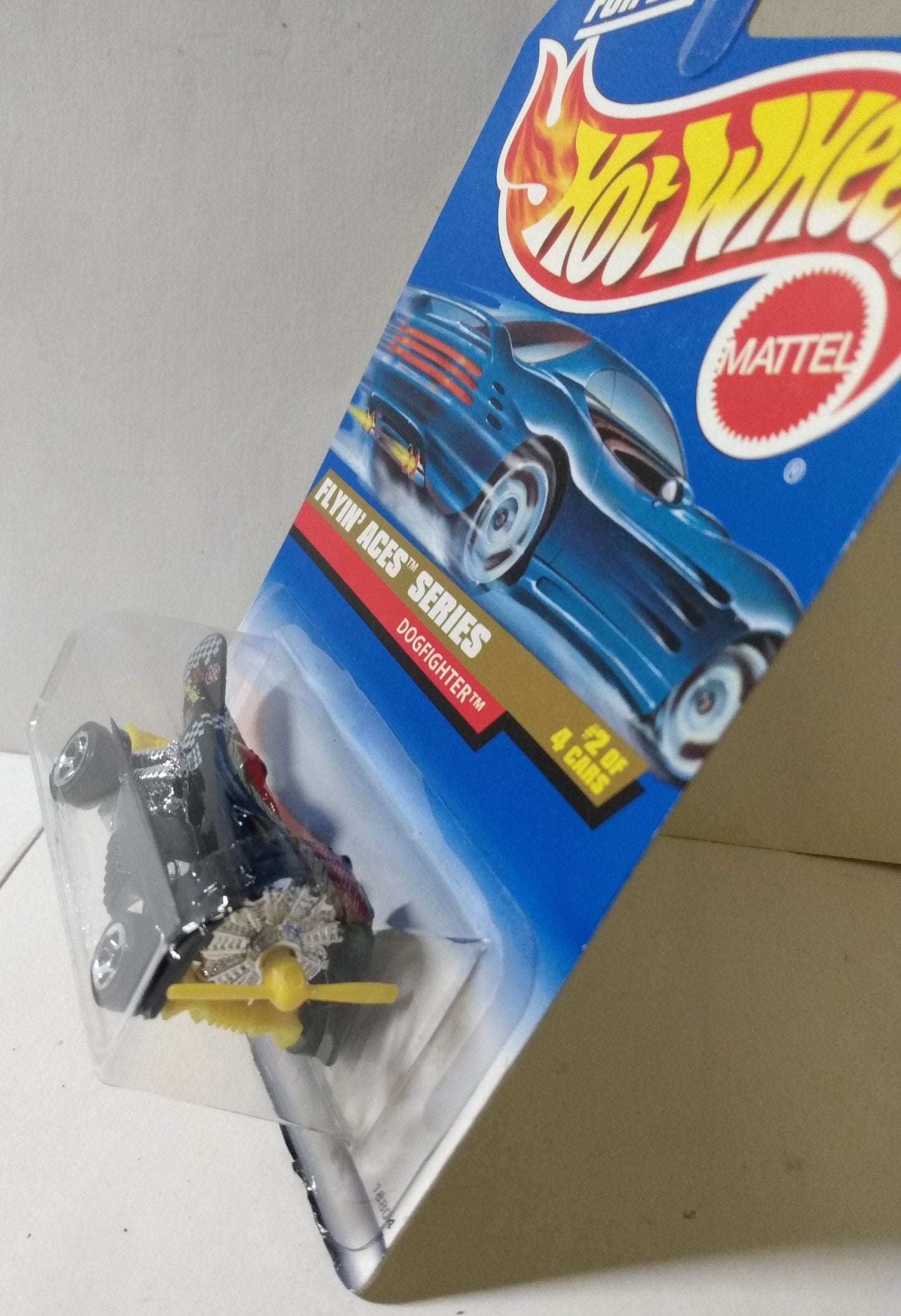 Hot Wheels Flyin' Aces Series Dogfighter Airplane Car Collector #738 - TulipStuff