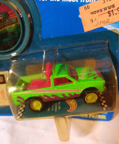 Hot Wheels California Custom Beach Patrol Pickup Truck 1990 - TulipStuff