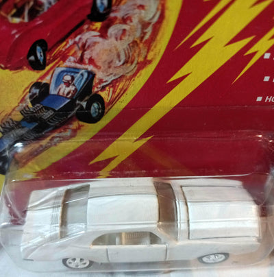 Johnny Lightning Commemorative Custom Toronado White Lightning 1995 - TulipStuff