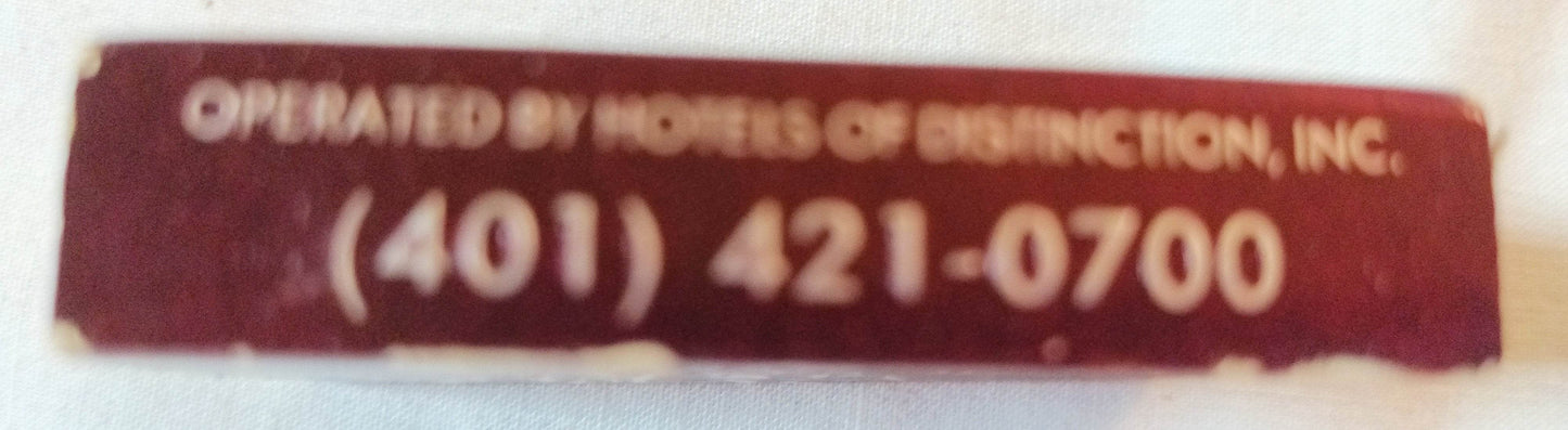 L'Apogee Restaurant The Biltmore Plaza Providence Matchbox 1980's - TulipStuff