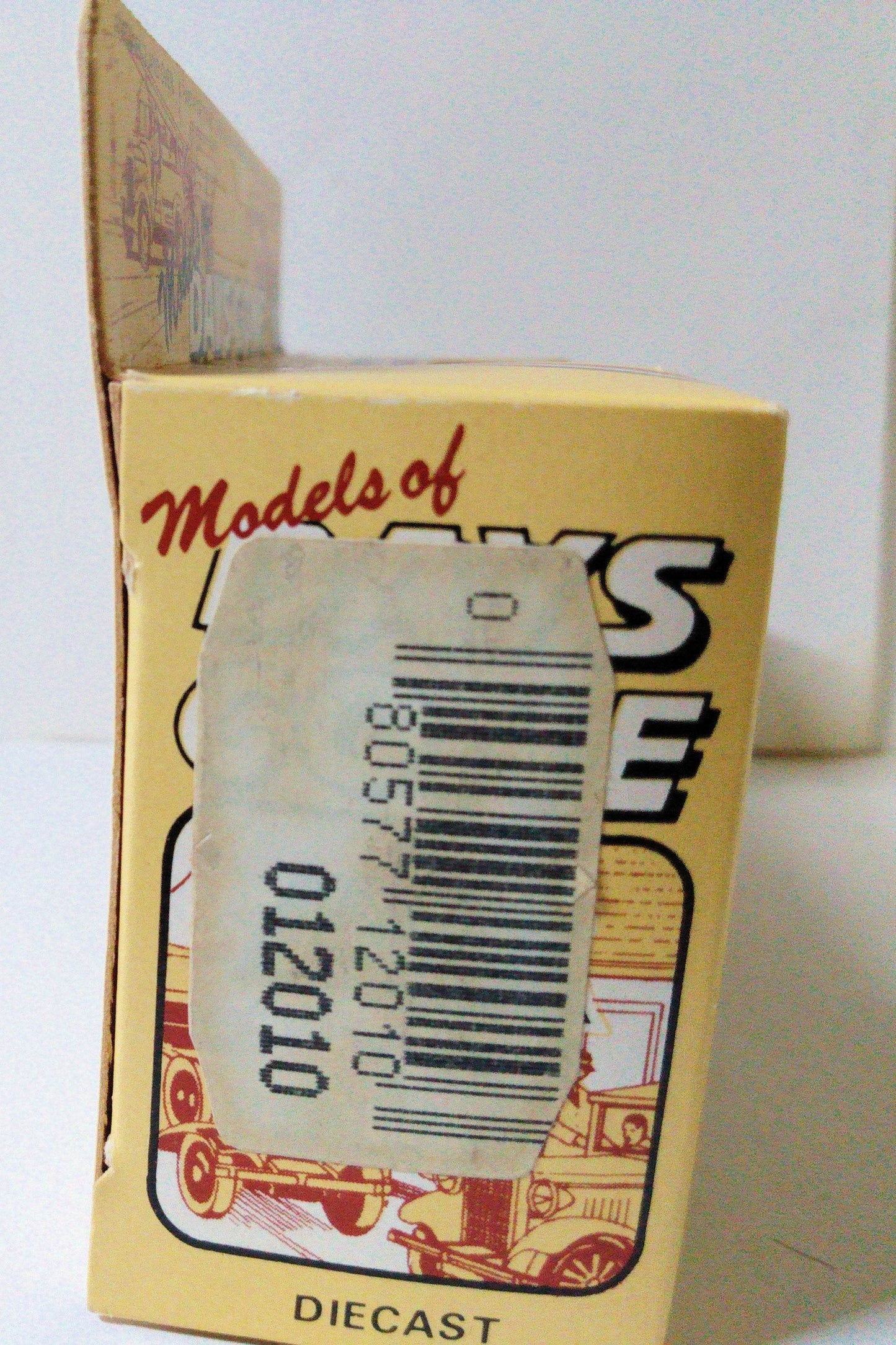 Lledo Days Gone DG30 1939 Chevrolet Panel Van Hershey's Kisses - TulipStuff