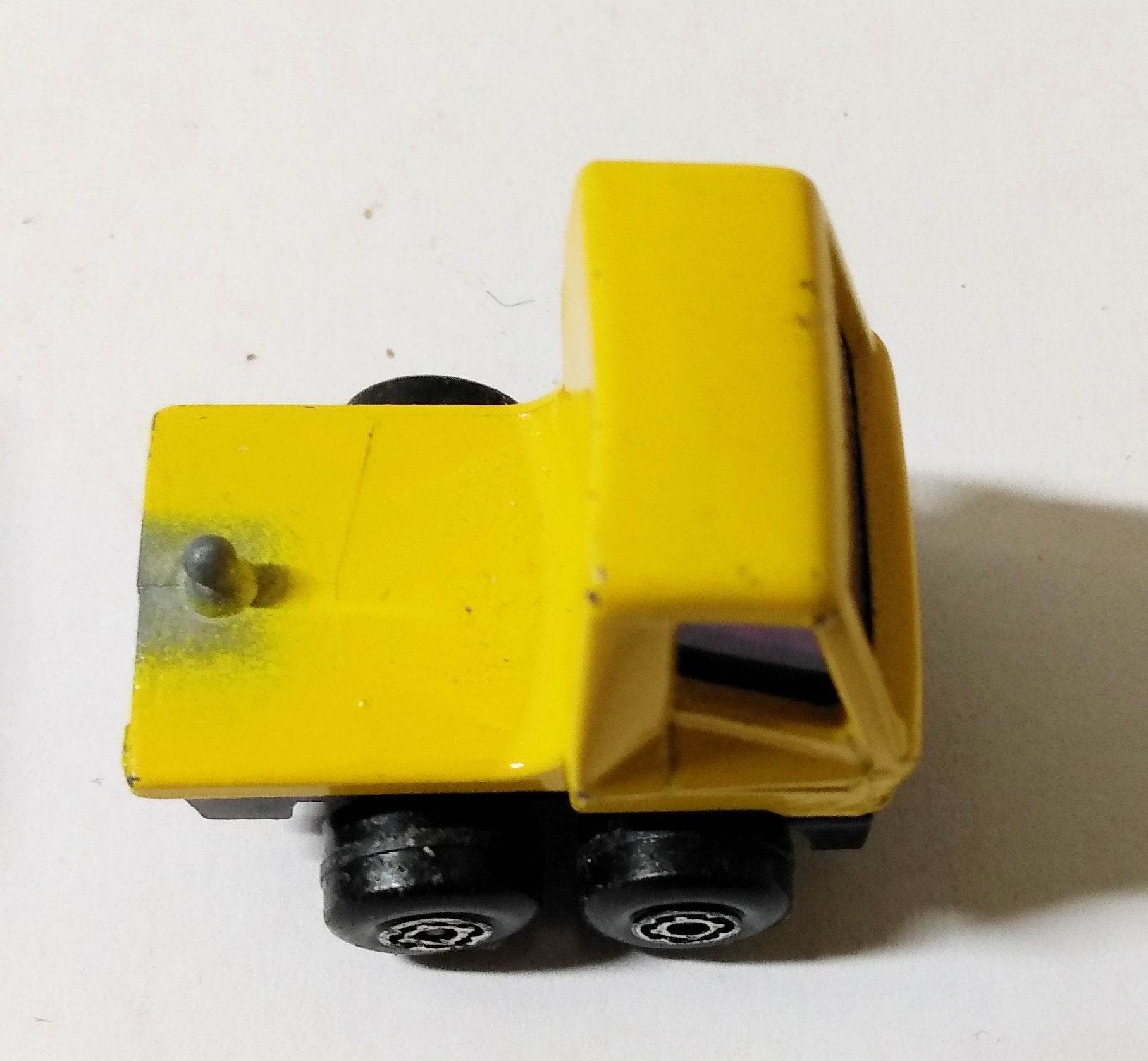 Lesney Matchbox 50 Articulated Truck Superfast England 1973 - TulipStuff