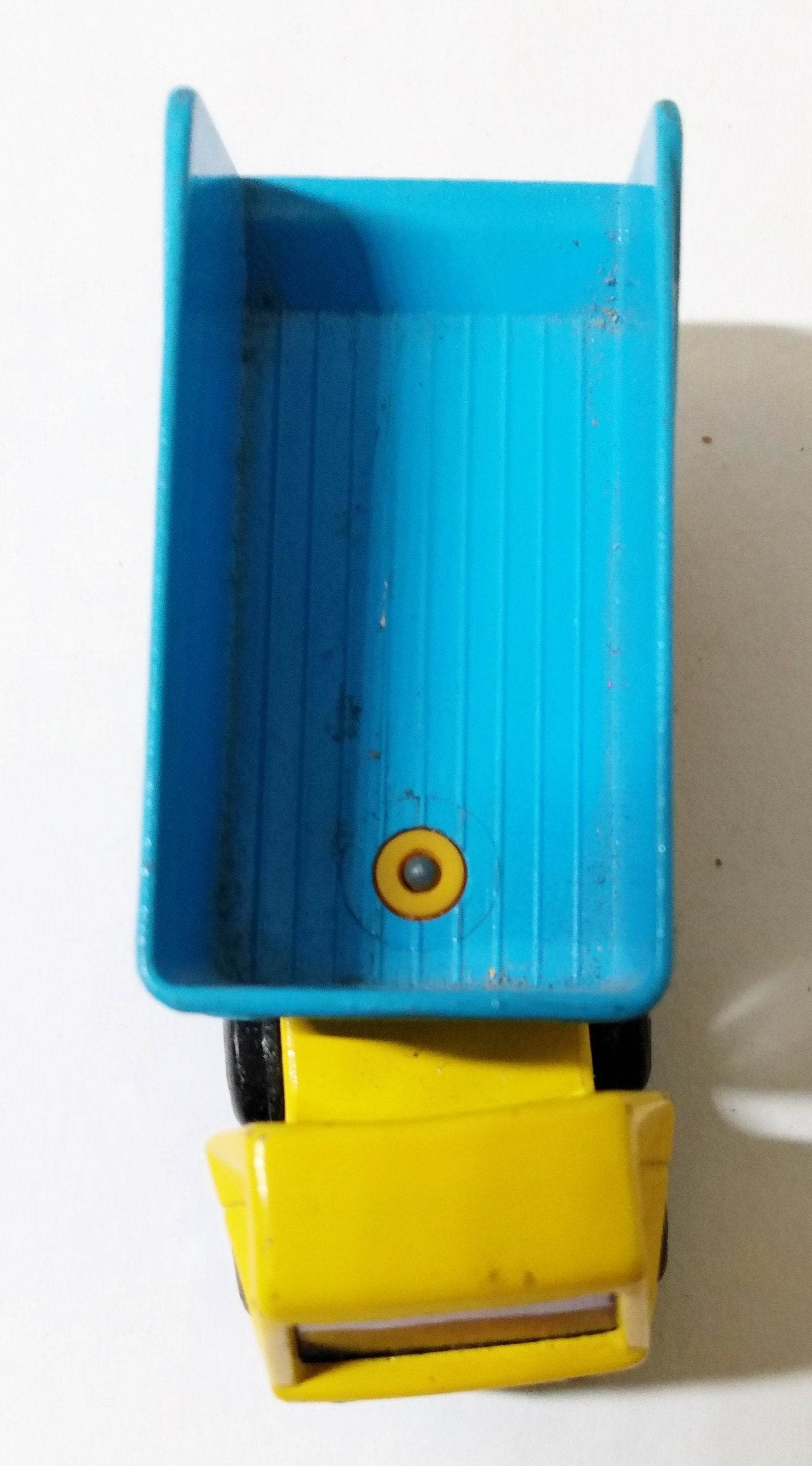 Lesney Matchbox 50 Articulated Truck Superfast England 1973 - TulipStuff