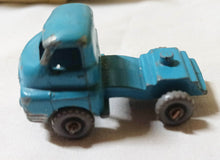 Load image into Gallery viewer, Matchbox Major Pack M2 Bedford Articulated Truck Walls Ice Cream 1959 - TulipStuff