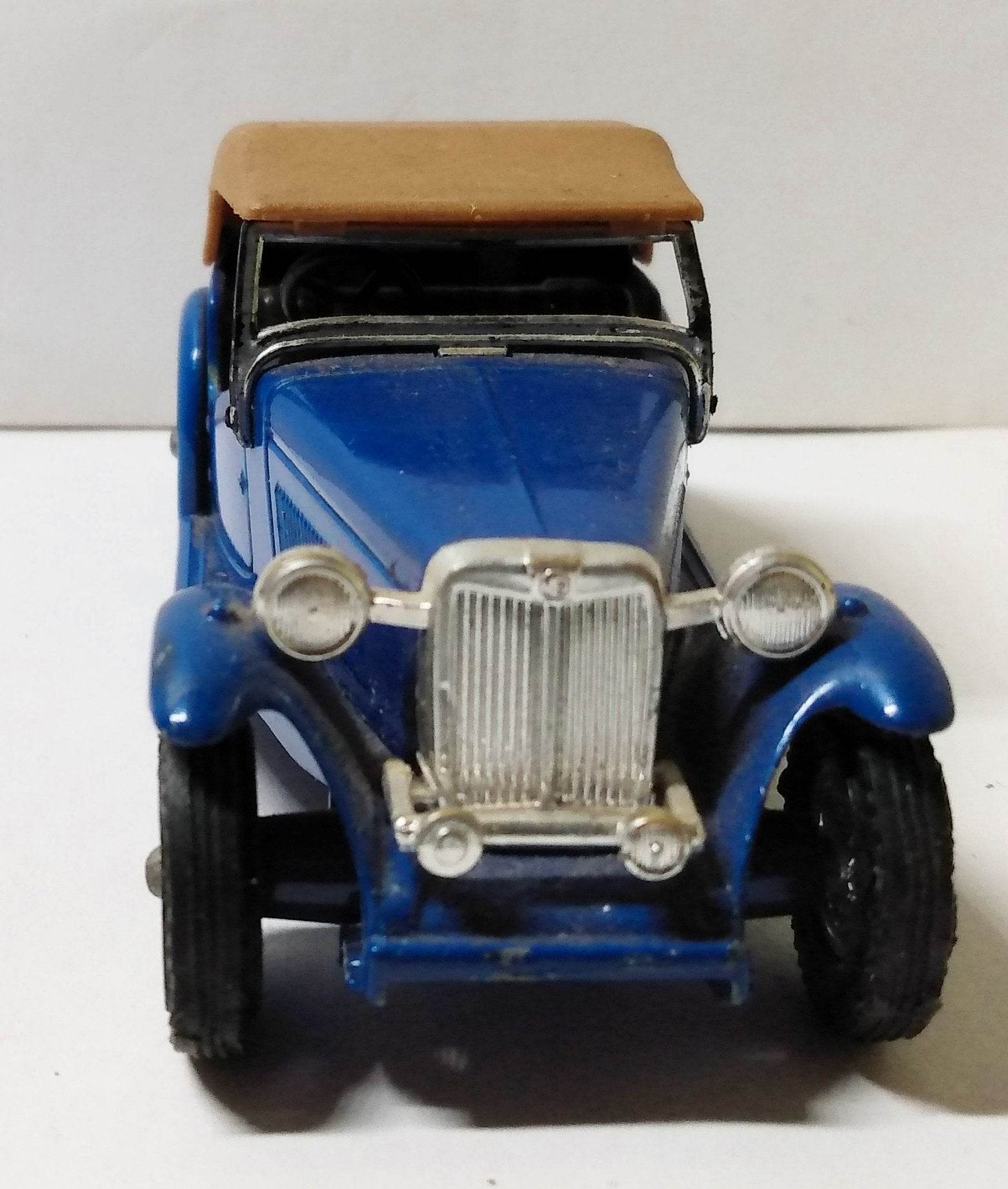 Lesney Matchbox Models of Yesteryear Y8 1945 MG TC black seats - TulipStuff