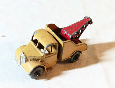 Lesney Matchbox 13-A Bedford Wreck Truck England 1955 - TulipStuff