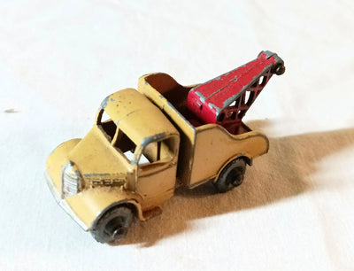 Lesney Matchbox 13-A Bedford Wreck Truck England 1955 - TulipStuff