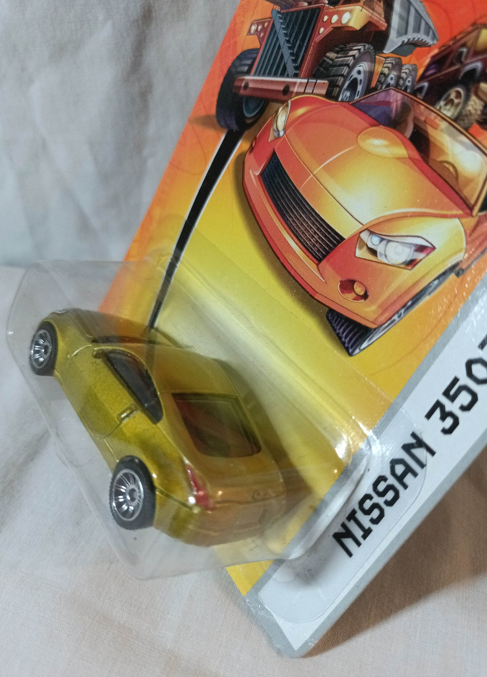 Matchbox #15 2003 Nissan 350Z MBX Metal Gold 2007 - TulipStuff