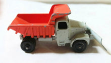 Load image into Gallery viewer, Lesney Matchbox No 16 Scammell Snow Plough Diecast Truck 1963 England - TulipStuff