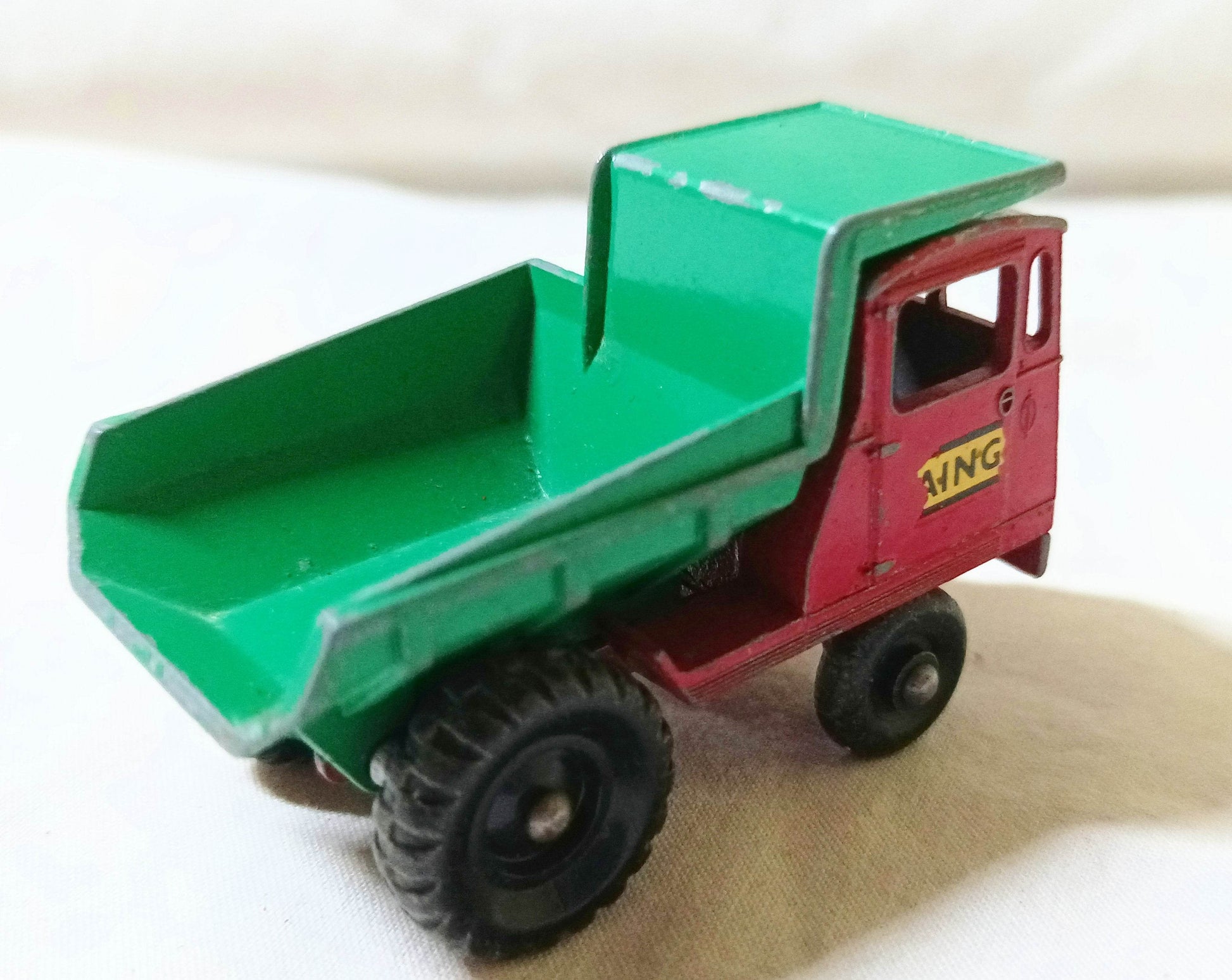 Lesney Matchbox No 2 Muir Hill Dumper Laing Dump Truck 1961 - TulipStuff