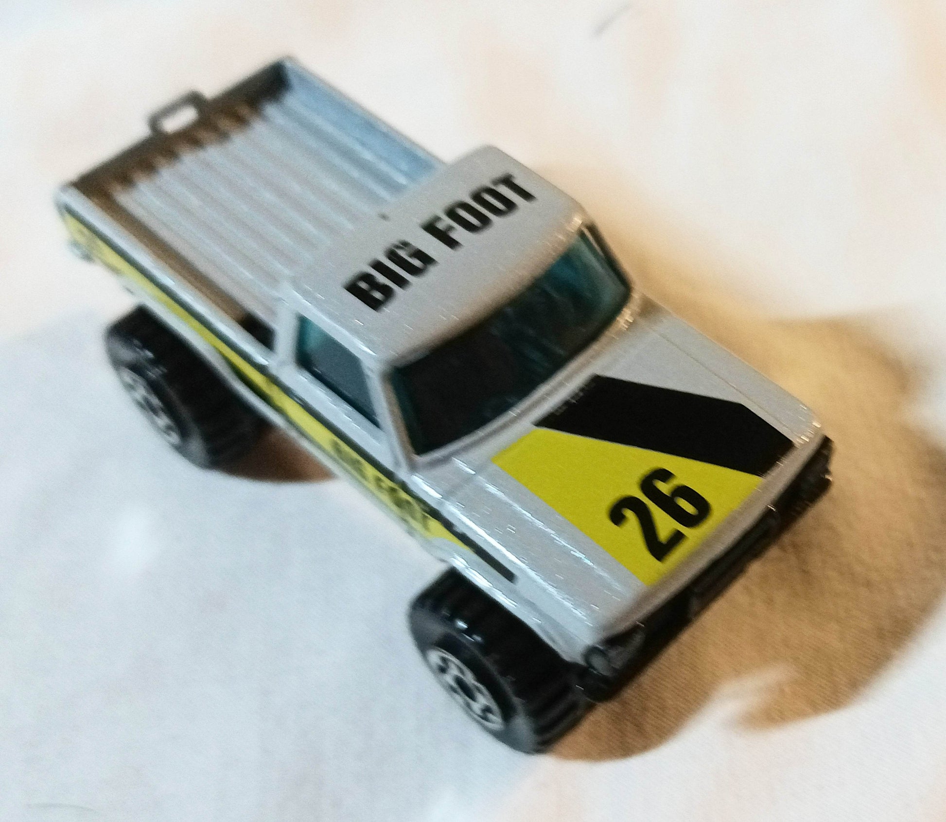Matchbox #22 4x4 Mini Pick-up Truck Camper Macau 1983 - TulipStuff