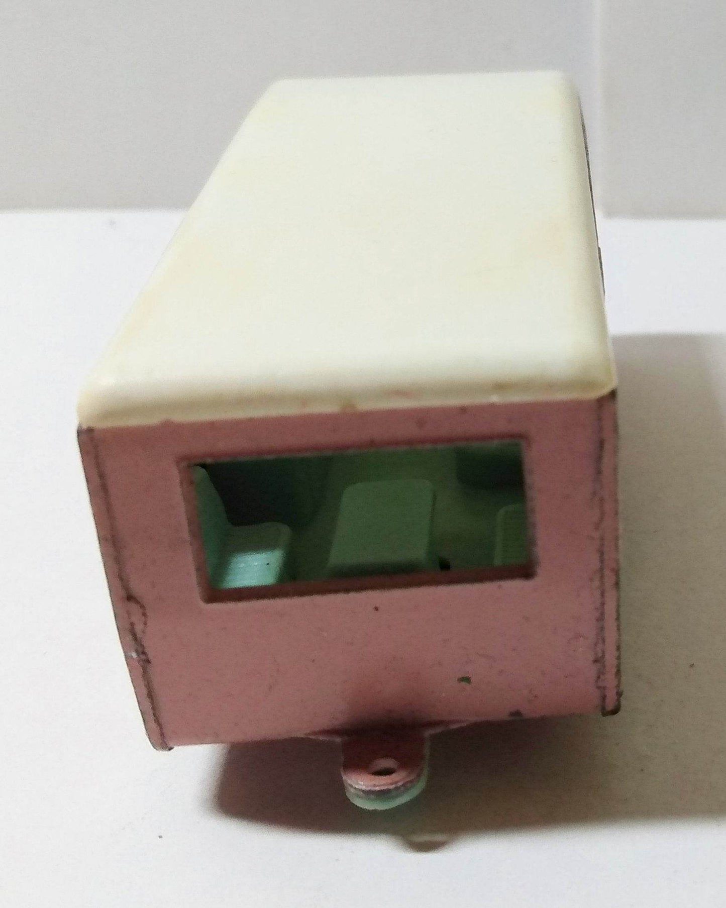 Lesney Matchbox 23 Trailer Caravan RV Camper Pink England 1965 - TulipStuff
