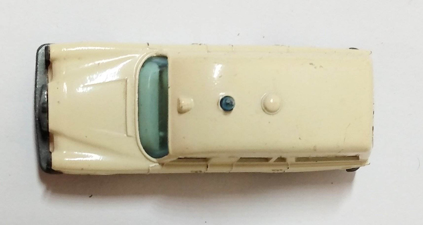 Lesney Matchbox 3 Mercedes Benz Binz Ambulance 1967 England - TulipStuff