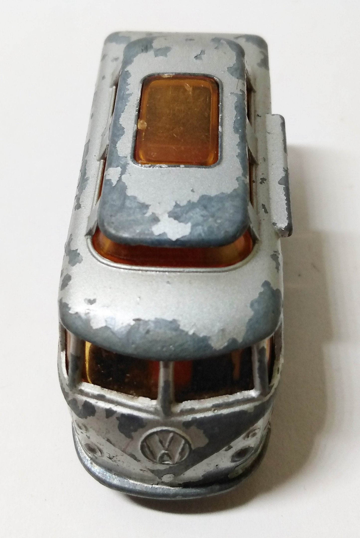 Lesney Matchbox 34 Volkswagen Camper England 1967 high roof - TulipStuff
