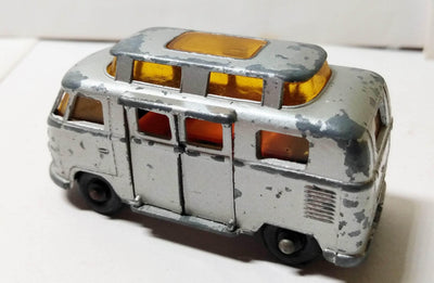 Lesney Matchbox 34 Volkswagen Camper England 1967 high roof - TulipStuff
