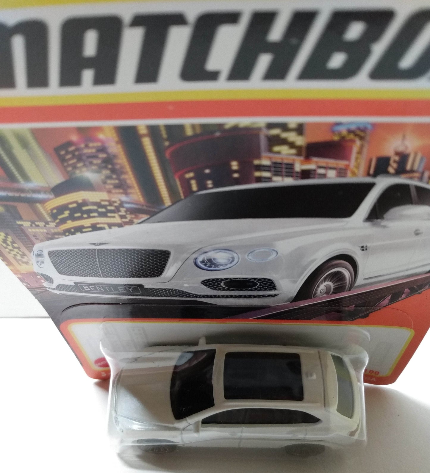 Matchbox 2023 MB4 - '18 Bentley Bentayga Luxury SUV - TulipStuff