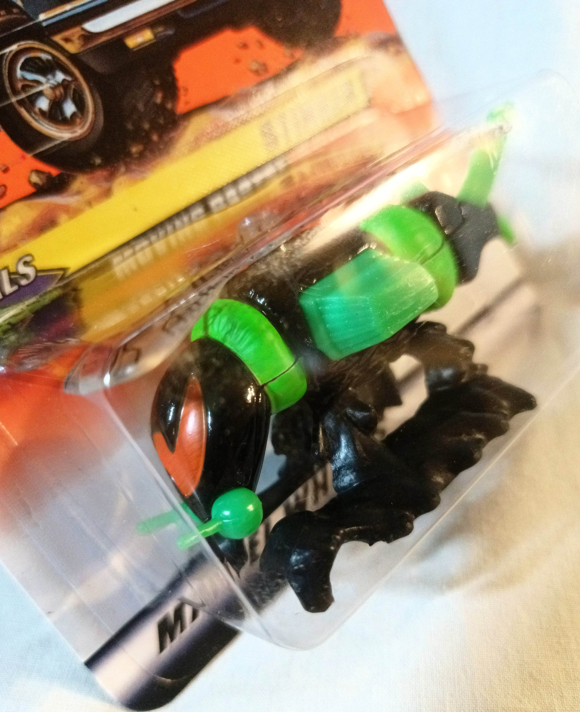 Matchbox #41 Stinger Bumble Bee Helicopter Animals Series 1998 - TulipStuff