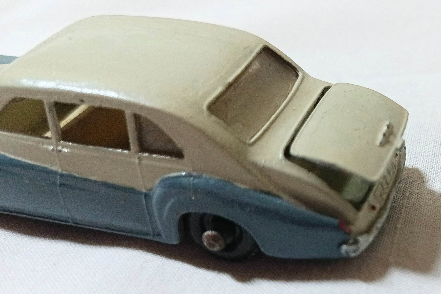 Lesney Matchbox #44 Rolls Royce Phantom V 1964 Custom Repaint - TulipStuff