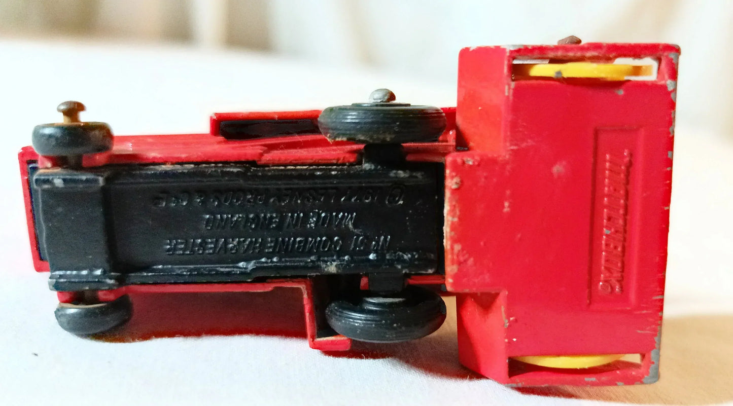 Lesney Matchbox 51 Combine Harvester Farm Toy England 1978 - TulipStuff