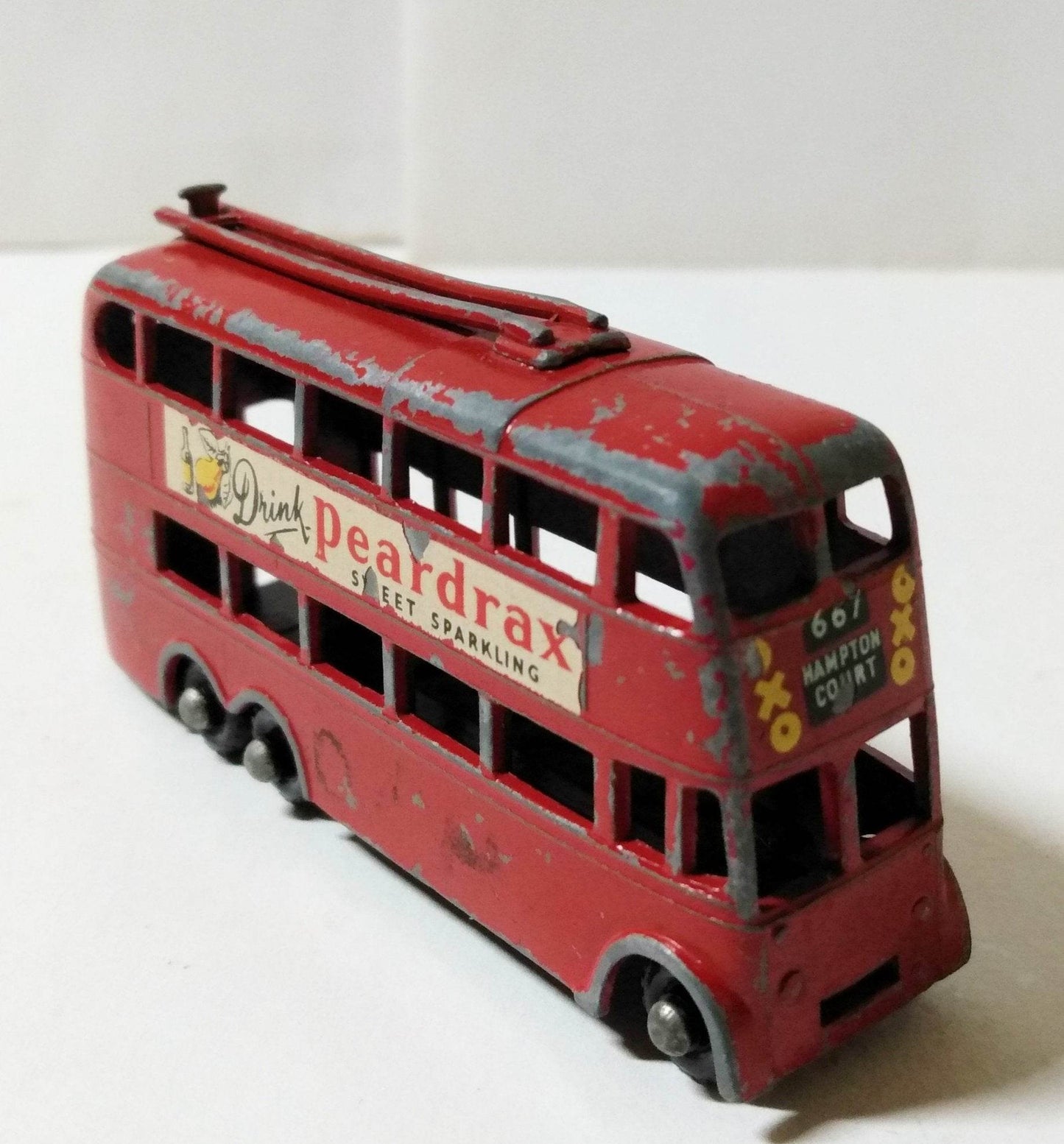 Lesney Matchbox 56 London Trolley Bus Peardrax England 1958 bpw - TulipStuff