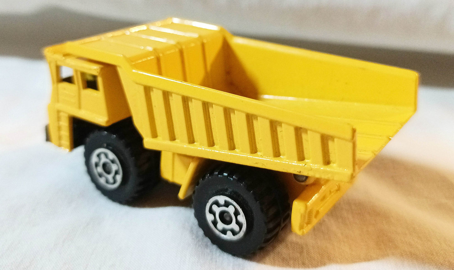 Lesney Matchbox 58 Faun Dump Truck Superfast England 1976 - TulipStuff
