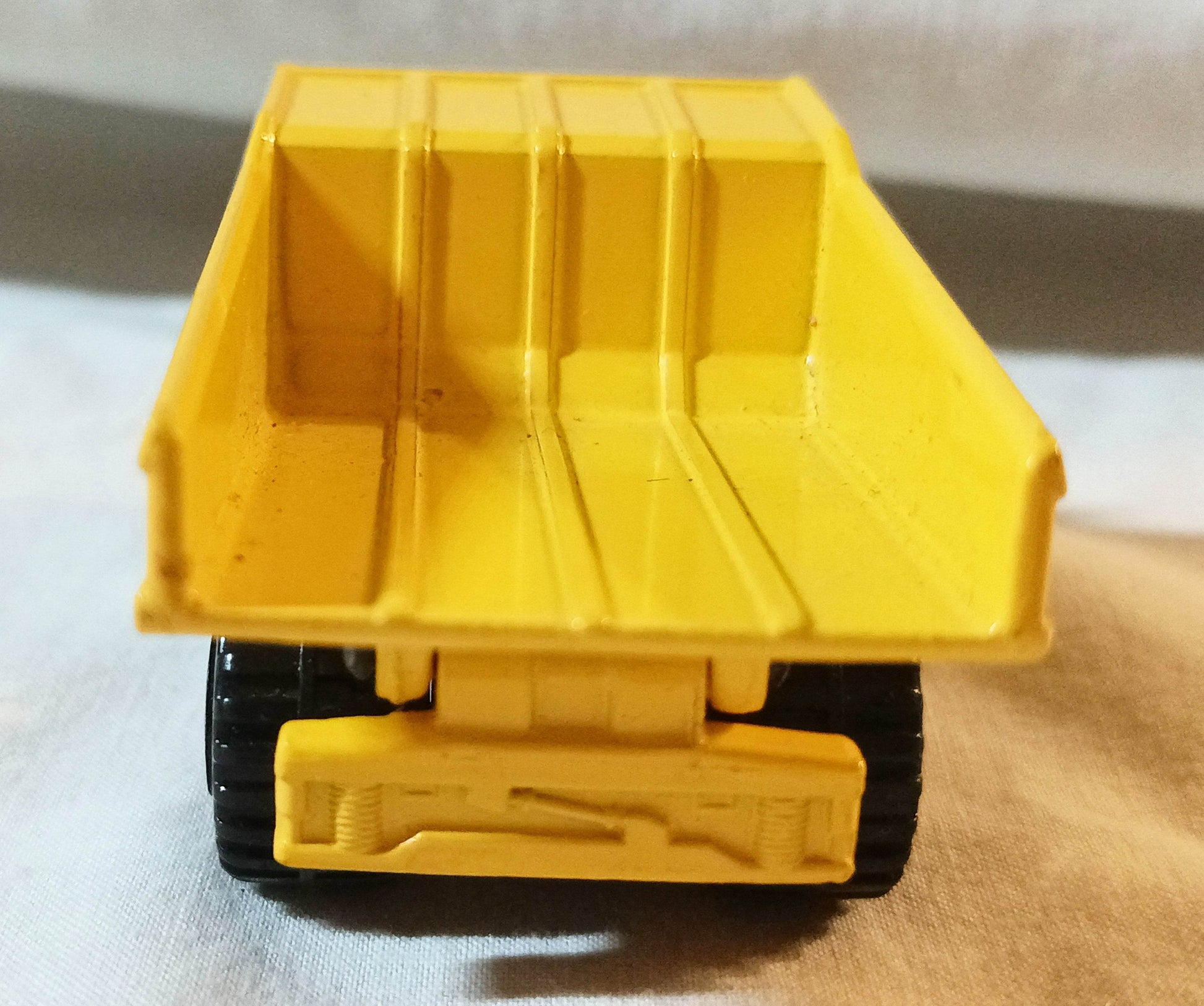 Lesney Matchbox 58 Faun Dump Truck Superfast England 1976 - TulipStuff