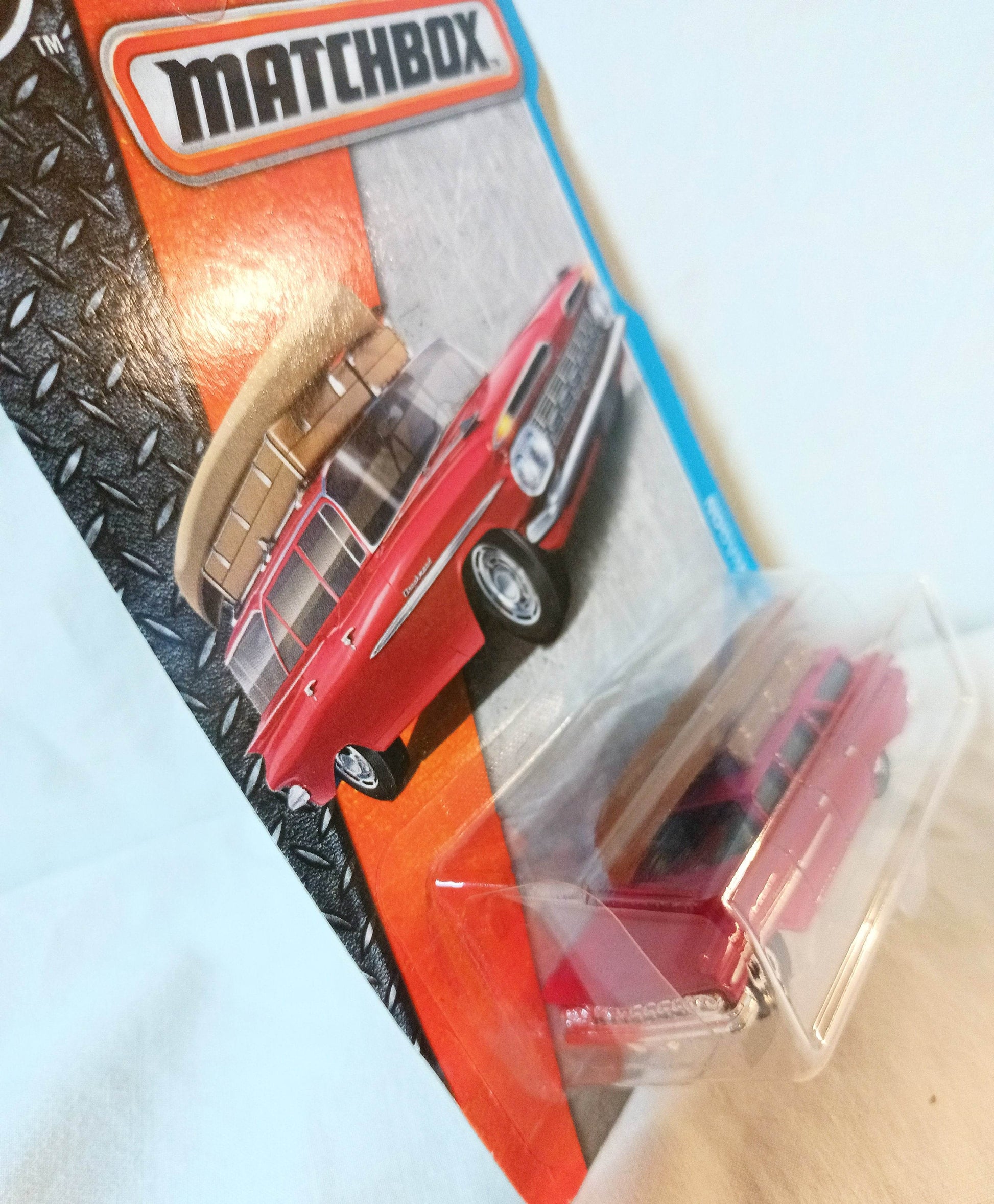 Matchbox #1 MBX Adventure City '59 Chevy Wagon w/Canoe 2017 - TulipStuff