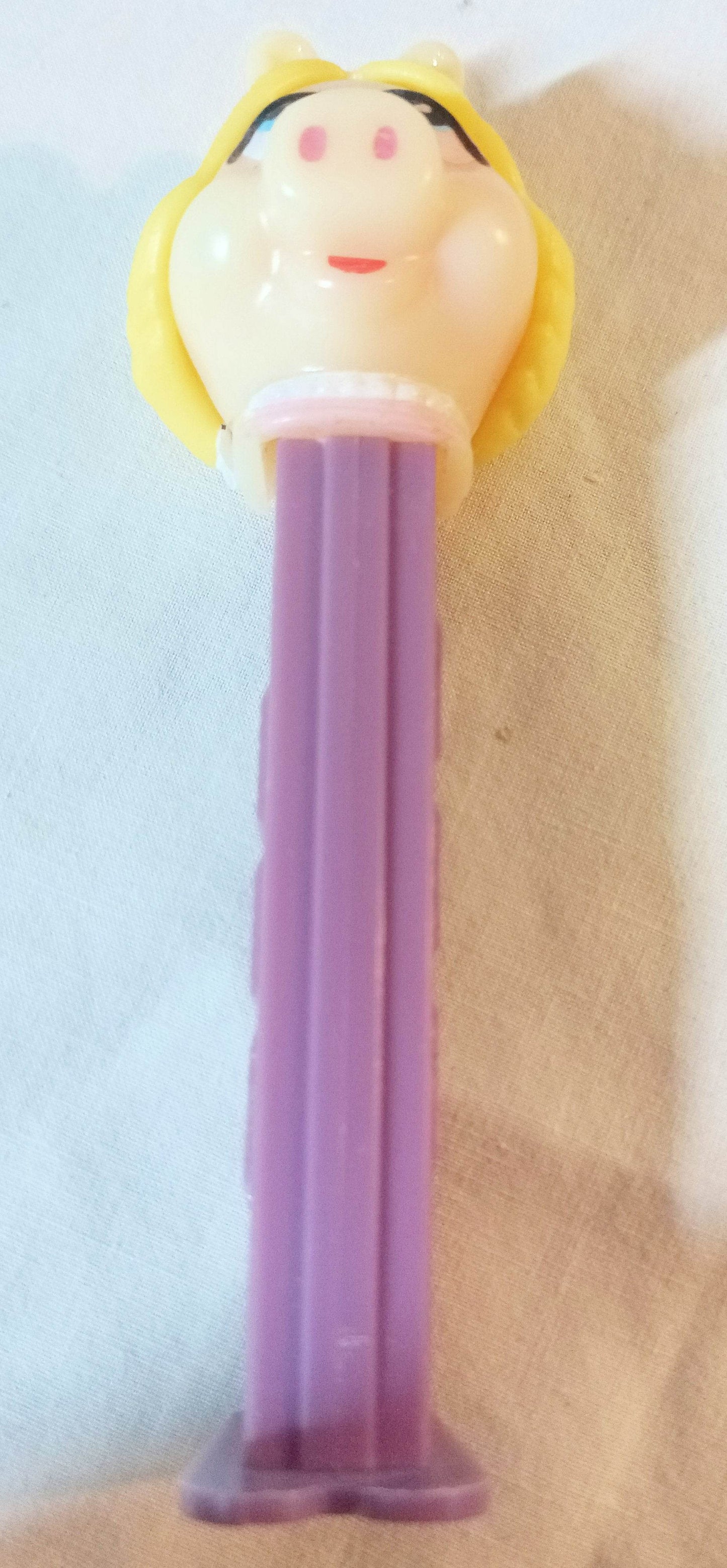 Pez Miss Piggy Muppets Candy Dispenser Czech Republic 1991 - TulipStuff