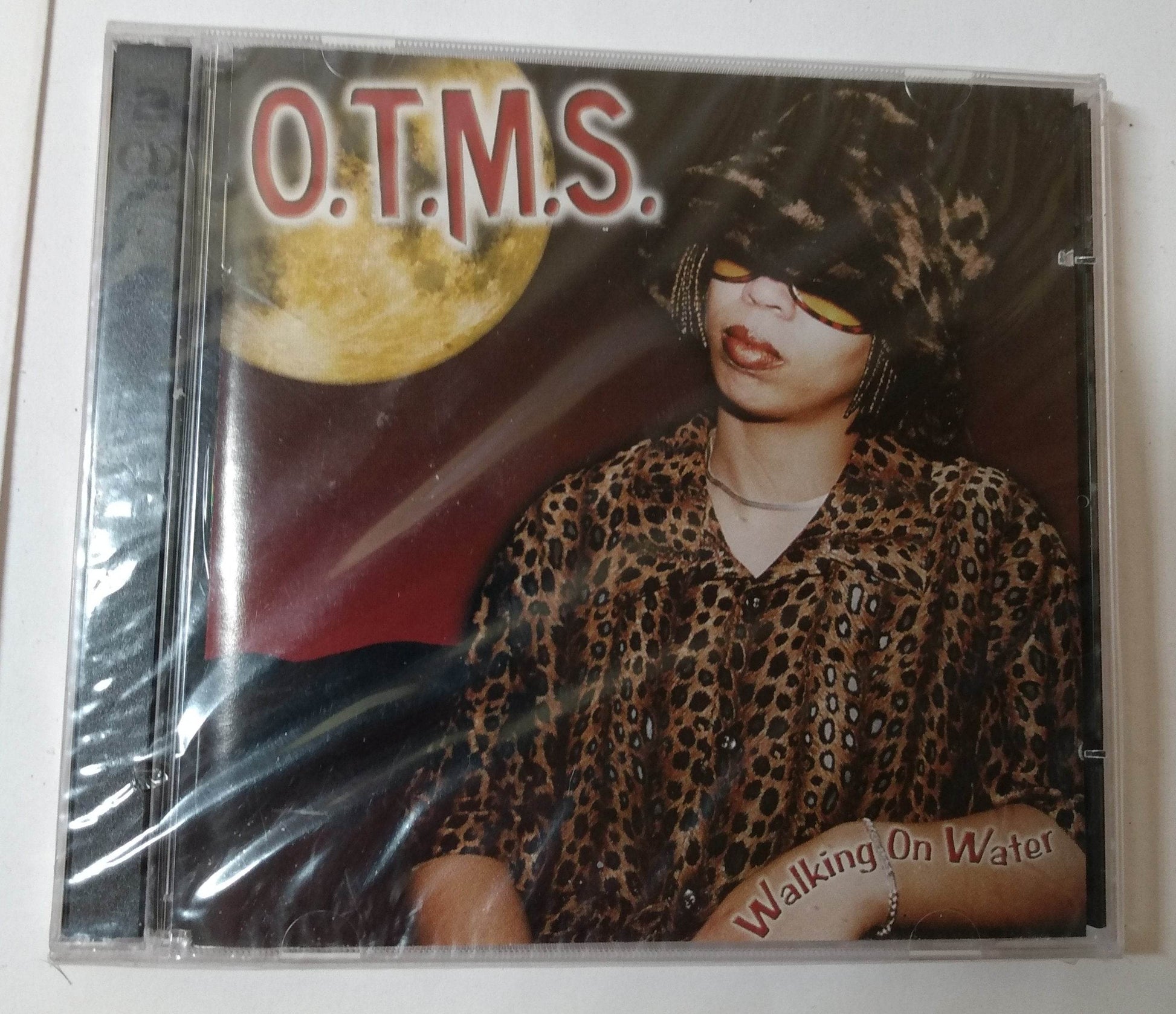 O.T.M.S. Octavia Tha Mic Strangla Walking On Water G-Funk Album 2xCD 2000 - TulipStuff