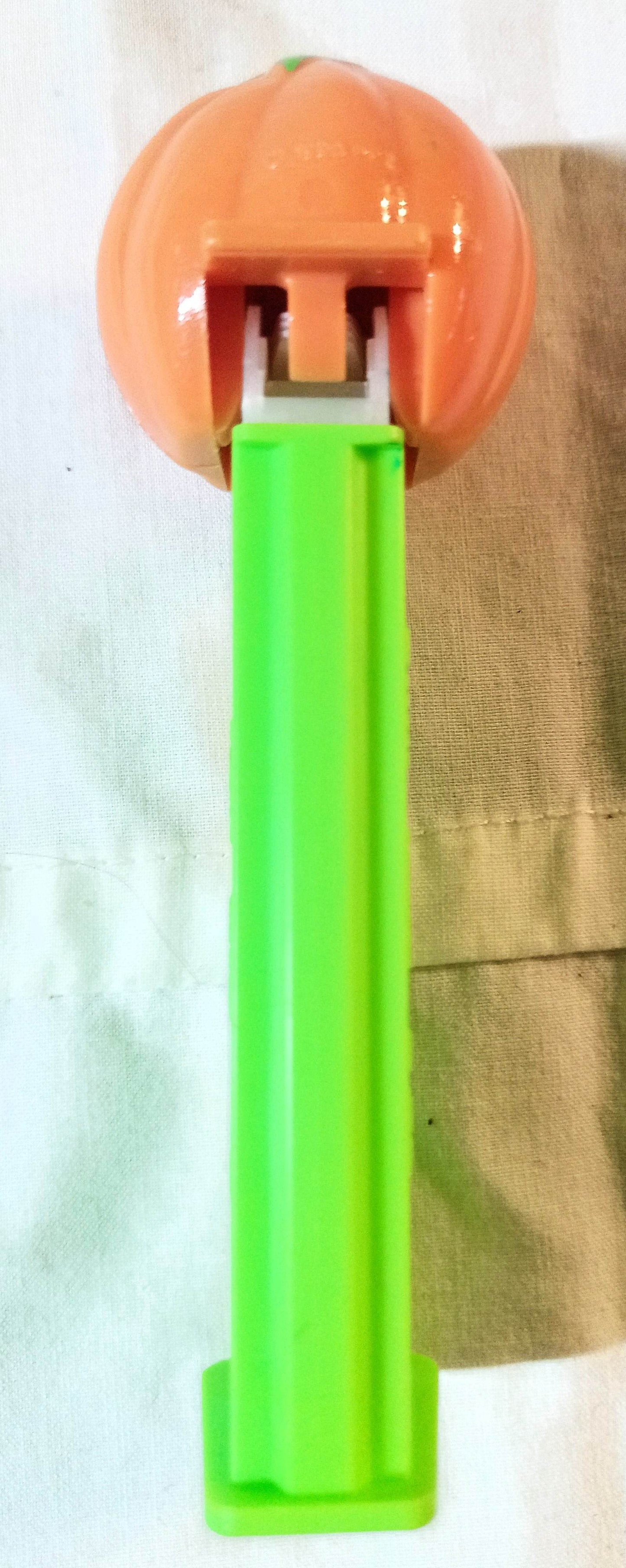 Pez Jack-O-Lantern Pumpkin Candy Dispenser Hungary 1991 - TulipStuff