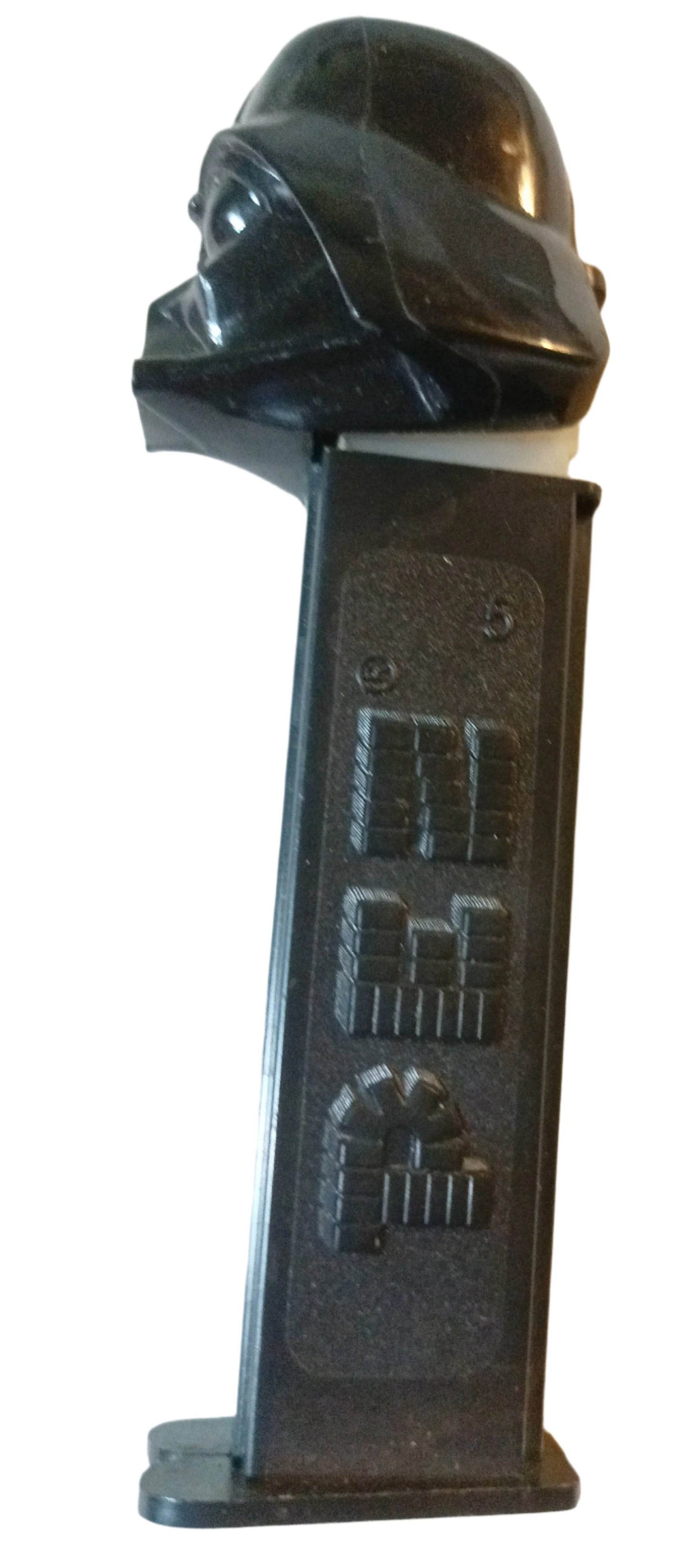 Pez Star Wars Darth Vader LucasFilm Candy Dispenser Slovenia 1997 - TulipStuff