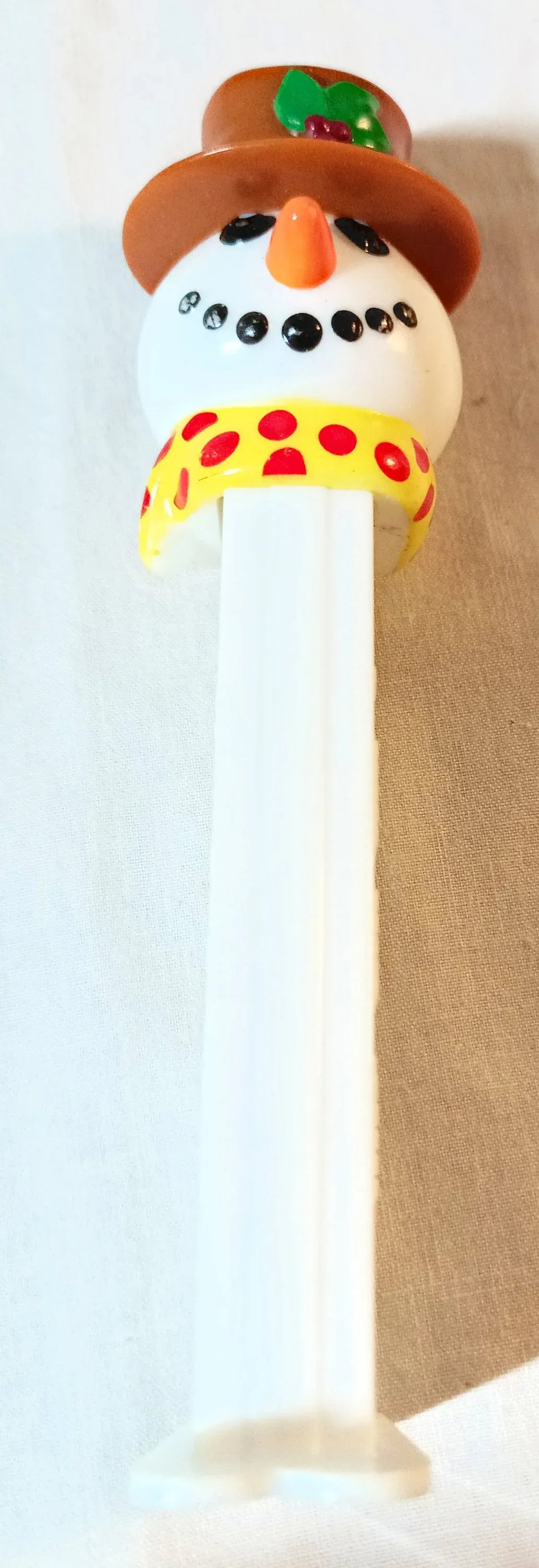 Pez Classic Snowman Holiday Christmas Candy Dispenser 2002 - TulipStuff