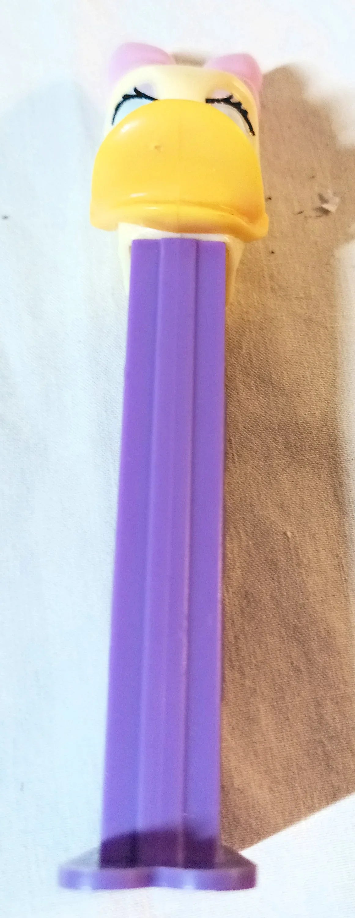 Pez Daisy Duck Candy Dispenser Purple Hungary 1997 - TulipStuff