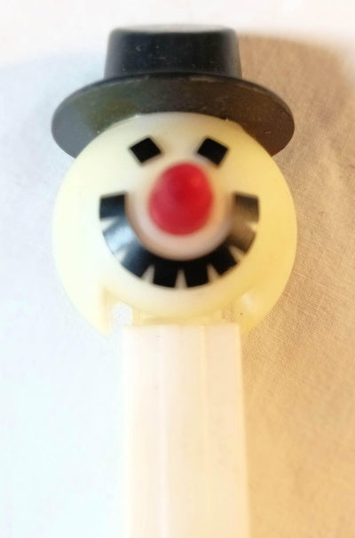 Pez Snowman B Candy Dispenser Slovenia Early 1990's - TulipStuff