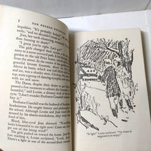 Load image into Gallery viewer, The Riddle Of The Frozen Fountain Dana Girls Mystery #2 Carolyn Keene 1972 - TulipStuff