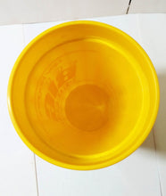 Load image into Gallery viewer, Roy Rogers Restaurants The Big Chiller 32 Oz Promo Plastic Cup 1990 - TulipStuff