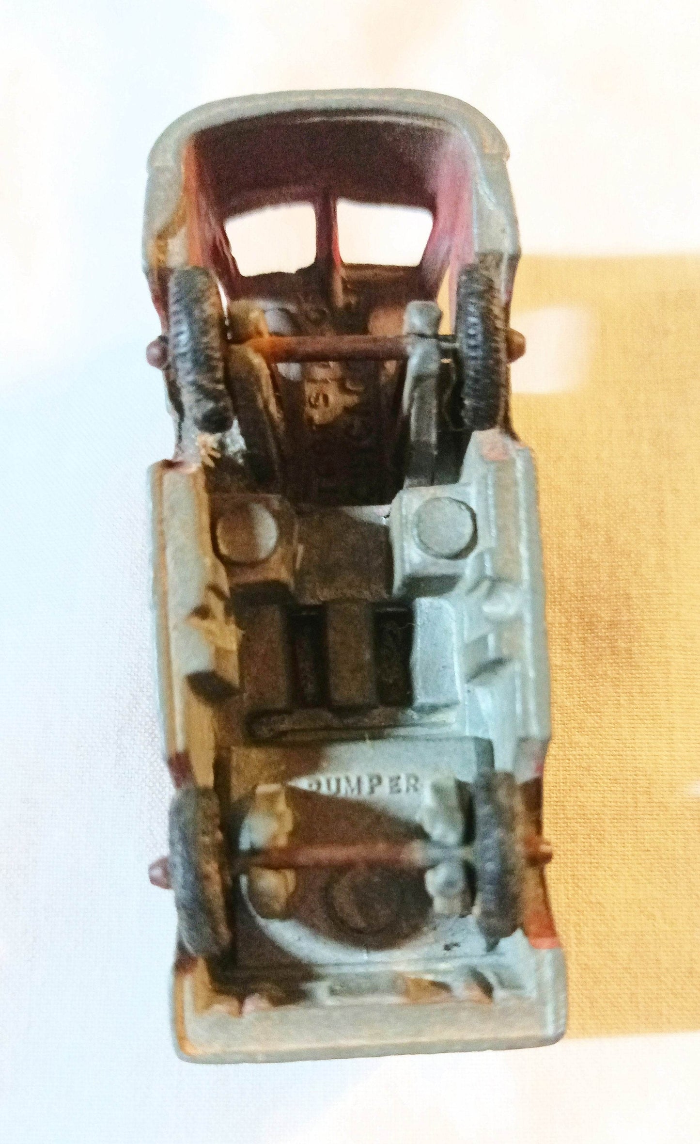 TootsieToy Pumper Fire Engine Chicago Diecast Metal Made In USA 1950's - TulipStuff