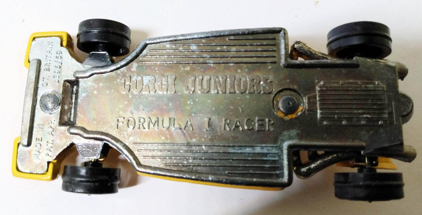 Corgi Juniors no. 22 Formula 1 Racer Whizzwheels Union Jack 1973 - TulipStuff